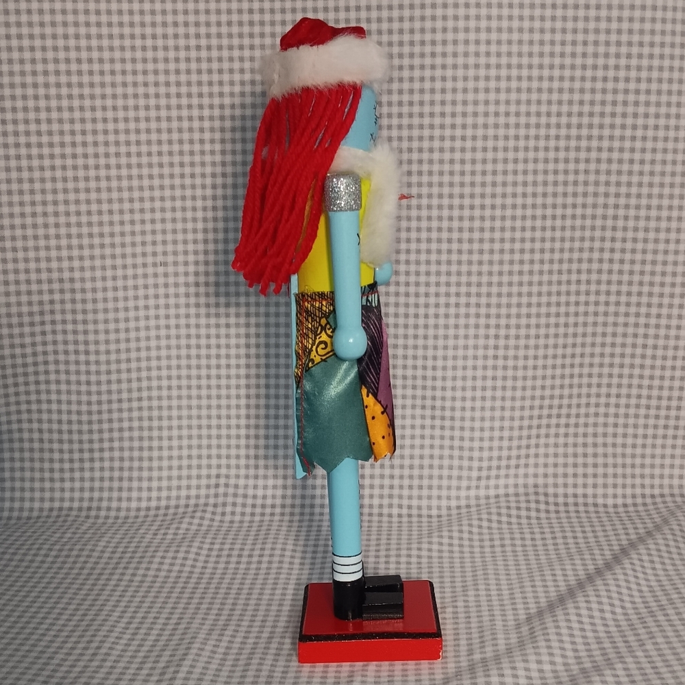 Disney Nightmare Before Christmas Sally Nutcracker Figurine Decor With Santa Hat - Picture 3 of 8